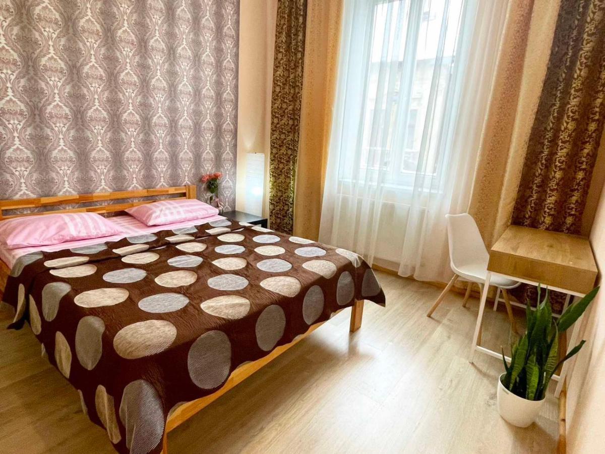 Крехівська 5,Апартаменти В Центрі, Дві Спальні Lviv Exterior photo
